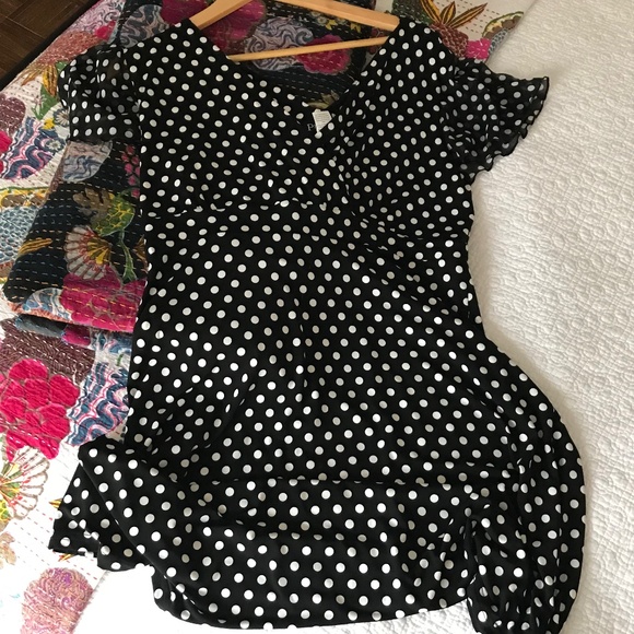 NWT Polka dot BEAUTY.   FREE gift with every purchase, what will yours be??? - Picture 1 of 9